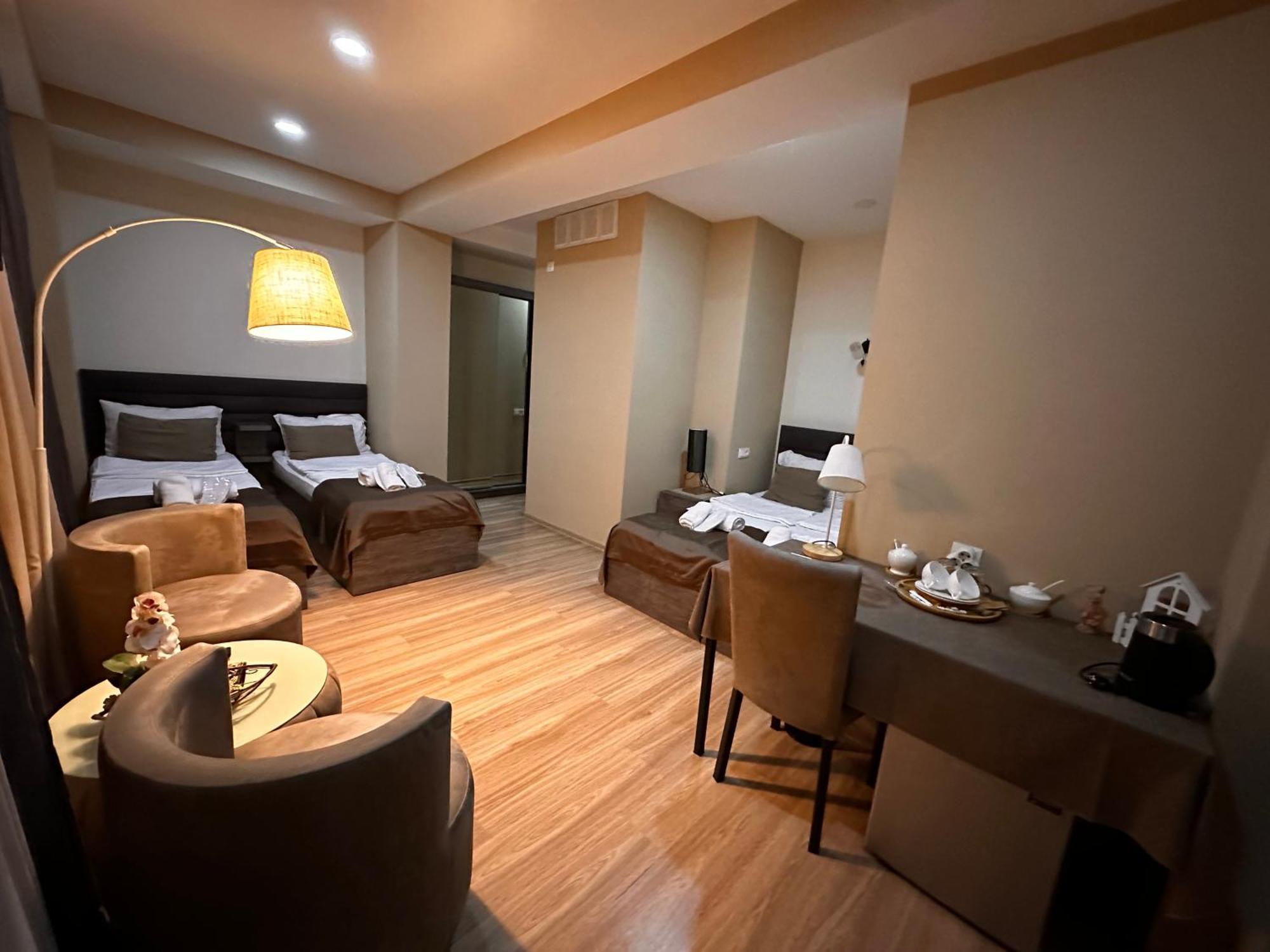 Hotel Terrace Center *