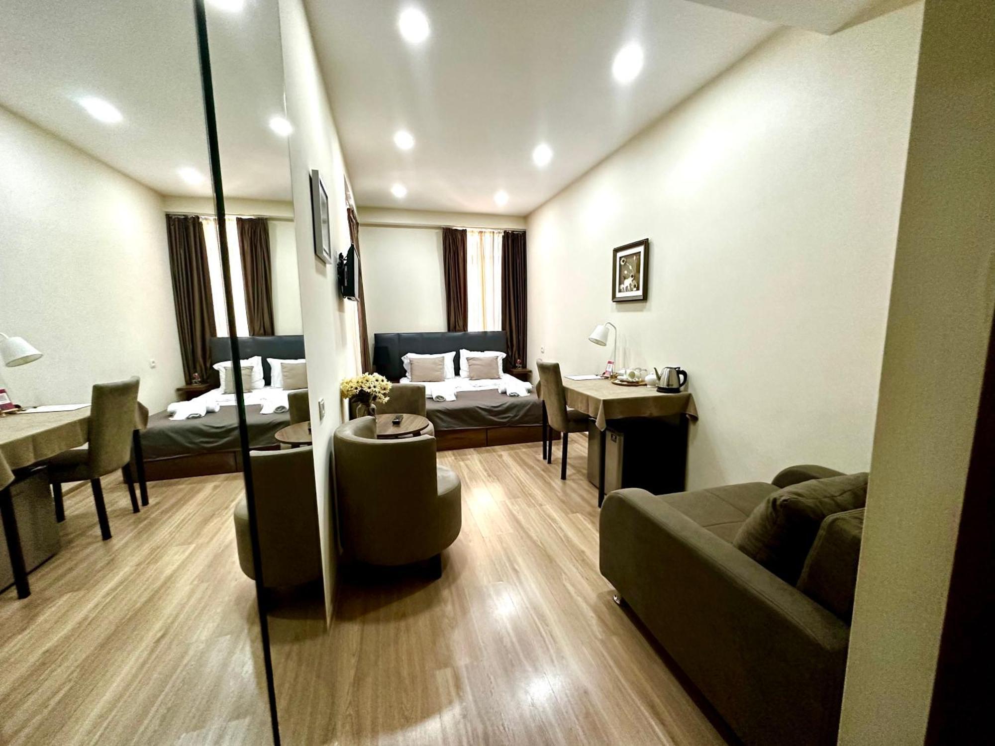 Hotel Terrace Center